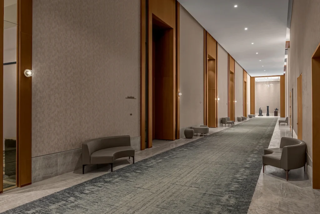 Spacious breakout foyer with elegant decor and a welcoming atmosphere.